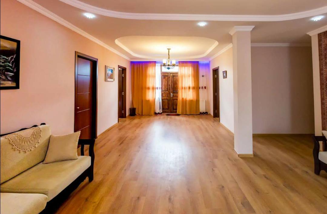 Guest House Sandro Kazbegi Exterior foto